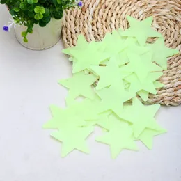 3cm Star Wall Stickers Stereo Plastic Fluorescent Paster Glowing In The Dark Decals For Baby Room fast shipping
