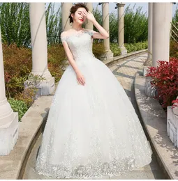 100% Real Photo Hot New Dothe Wedding Dress 2018 Bride Elelgant Krótki Rękaw Sweet Boat Neck Classic Lace Haft Księżniczka