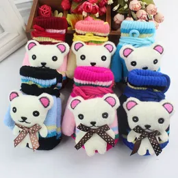 Piękne dziewczyny i chłopcy z dzianinowe rękawiczki z kreskówki niedźwiedź Boll bardzo słodkie ciepłe zimowe rękawiczki dla dziecka 6 kolorów