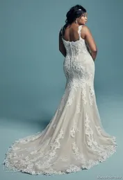 Sexy Lace Applique Spaghetti Wedding Dresses Sweep Train V Neck Mermaid Bridal Gowns African Plus Size Bride Dress Button Back244n