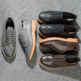 Włoska marka Mężczyźni Formalne Buty Designer Brogue Buty Mężczyźni Buty Dorywczo Mannen Schoenen Zapatos de Hombre Ekkek Ayakkabi Sapato Masculino