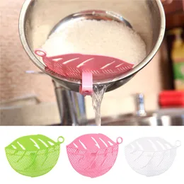 Kitchen Snap-on Leaf Shape Drain Board Fruit And Vegetable Noodle Plastic Filter Block Rice Cleaning Strainer Gadgets