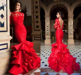 2019 Vårröd Mermaid Prom Klänningar Lace Applique Sexig Backless Nyaste Tiered Bateau Sweep Train Evening Party Gowns Custom Made