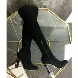 Suede Black Seksowne udo High Runway Buty Chunky Obcasy Panie Moda Elastyczne Długie Buty Kobiet Motocykl Botki Kryształy Obcasy But