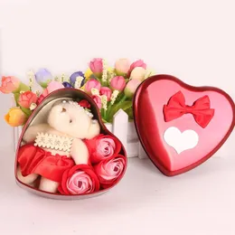 ロマンチックなバレンタインデーギフト家の装飾芸術と工芸品のマルチカラーのための石鹸の花のクマ人形のハートの箱