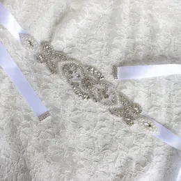 2019 Nuovi cristalli di strass di lusso Cintura di accessori per abiti da sposa Cintura 100% telai da sposa fatti a mano per la modellazione di compleanno del partito di promenade