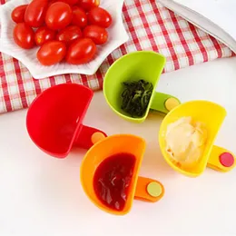 Nowe klipy Dip Kitchen Bowl Kit Tool Tool Małe dania Spice Clip dla sosu pomidorowego soli octu cukrowego Pikcess lx3337