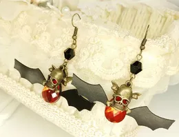 new hot European and American retro fashion earrings black bat earrings Halloween day skull chic classic exquisite elegance
