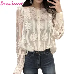 2018 Summer New Women Sexy Lace Blouse Flower Lace Tops Plus Size off shoulder blouse shirts