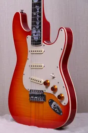 Chitarra Elettrica ST Cream 2025 - Corpo In Tiglio, Manico In Acero Smerlato, 22 Tasti, Destrorso
