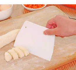 DIY Baking Scraper Blade Pastry Spatulas Flour Dough Plastic Knife Kitchen Handmade Bakeware Tool Icing Fondant Accessoies