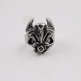 Toptan Moda Yılan Yüzükleri Kadınlar İçin Gümüş Siyah Siyah Paslanmaz Çelik Punk Ring Ring Vintage Hayvan Takı Ücretsiz Nakliye