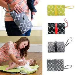 Baby Nappy Diaper Pad Folded Mommy Bang Byte Change Clutch Mat Foldbar Pad Handväska plånbokstil