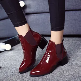 Youyedian Winter Low Heel Ol Pekade Toe Boots Fashion Women Elasticated Patent Läder Slip-On Boots Feminino # J35