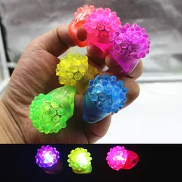 6 Colori Mix Led Lampeggiante Jelly Ring Party Bar Lampeggiante Soft Glow Light UP Favore di Partito Regali Christams c715