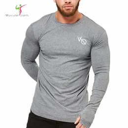 2018 Mens fashion t shirt Spring summer new Leisure shirts Fitness Long sleeve male personality Slim tee Tops