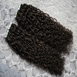 Partihandel Billiga 8a Tape Hair Kinky Curly 200g Tape Hår Skin Väftband In On Skin Weft Mänsklig hårförlängning 80 st 16 "18" 20 "22" 24 "