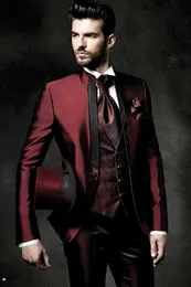 Tani i świetny przystojny szal Lapel Wine One Button Groom Tuxedos Men Garnitury Ślub / Prom / Kolacja Best Man Blazer (Kurtka + Spodnie + Kamizelka + Kamizelka)