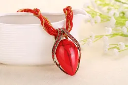 Fashion Lady Accessories Item Bohemian Ethnic Style Necklace Vintage Jewelry High Quality Alloy Pendant 17 Color