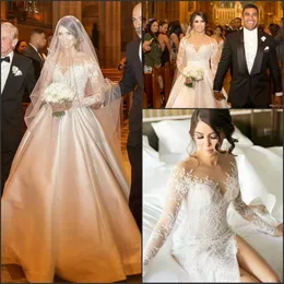 Trendiga Overkirt Arabiska Plus Storlek Bröllopsklänningar Avtagbar Kjol Lace Split Saudiarabien Country Style Vestido de Novia Formell Bridal Gown