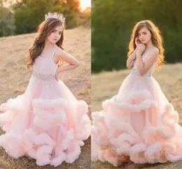 Erröten rosa perlenbesetzte Blumenmädchenkleider Spaghettiträger abgestufter Tüll Ballkleid Mädchen Festzugskleider Kindergeburtstagspartykleid