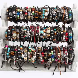 Partihandel Bulk Mix Styles Metal Läder Manschett skalle punkrock sport Armband Herr Dam Smycken Festpresenter