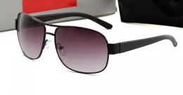 Sunglasses Limited Edition Women Designe Square Frame人気のあるUV保護サングラストップクオリティファッション夏スタイル8806