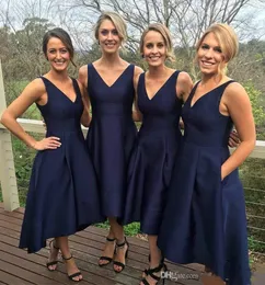 Sexy Navy Blue V-Neck High Low Bridesmaid Dresses Satin Simple With Pockets Maid Of Honor A-Line Evening Gowns Plus Size Formal Dresses