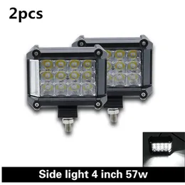 ジープオフロードカー4WDトラックトラクターボートトレーラー4x4 SUV ATV 12V 24Vスポット洪水LEDライトバーLEDワークライトを導きました