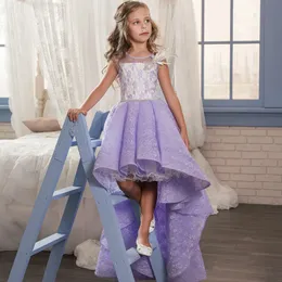 花紫色の花の女の子のドレスかわいい膝の長さのキャップスリーブ子供たちのフォーマルな着用夏の結婚式
