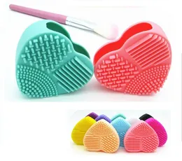 8 colors Fashion Brush Egg Cleaning Heart Shape Makeup Washing Brush Pad Silicone Glove Scrubber Cosmetic Foundation Powder Clean Tools