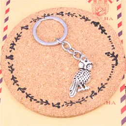 Keychain Owl Standing Branch Pendants Diy1 Men smycken bilkedja ringhållare souvenir för gåva