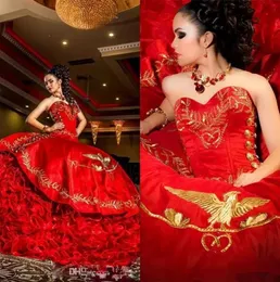 Vintage älskling röd guld broderi boll klänning quinceanera klänningar satin ruffles spets upp golvlängd vestido de festa söt 16 klänning 329 329