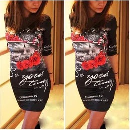 Kvinnors sommarklänningar Ny 2018 Casual Sexy Heart Cartoon Print Bodycon Pencil Woman Party Club Milk Silk Mini Dress Robe Vestidos9309659