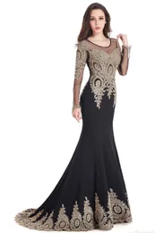 Nowoczesne w magazynie Burgundia Syrenka Suknie Wieczorowe Długie Rękawy Sheer Scoop Prom Dresses Gold Lace Aplikacje Robe de Soiree DH4136