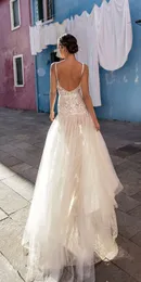 2019 Gali Karten Vestidos de casamento sem costas com decote em V Split Lace vestidos de noiva até o chão Plus Size barato uma linha vestido de casamento270s