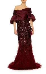 Abendkleid Yousef aljasmi Kim Kardashian Puffärmel Off-Shoulder Perlenquasten Langes Kleid Almoda gianninaazar ZuhLair murad 0054