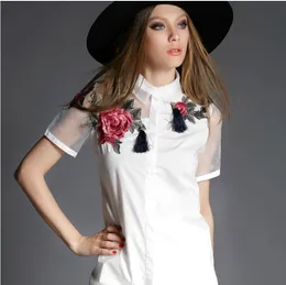 Camisas 2018 Novo moda da primavera elegante Bordado de flores de flores Camisetas Casual Mulheres blusas Tops 606b 32