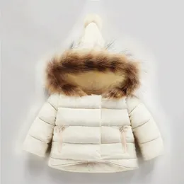 0-7 Jahre alte Baby Wintermäntel Jacken Jungen Jungen Mädchen Handstecker aus Baumwollpalzkern-Kids Winter Down Jacke Fabrik kosten billig Großhandel