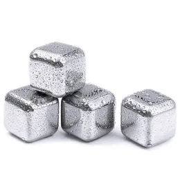 4PCs Vin Rostfritt stål Kylare Stones Ice Cube Toapstone Wine Beer Rocks Adopterar högkvalitativt 304 rostfritt stål som material