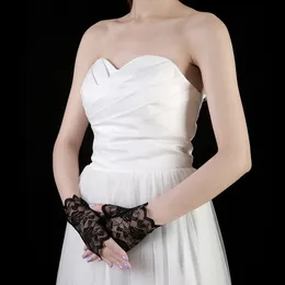 큰 할인 저렴 한 신부 장갑 레이스 블랙 장갑 할로우 웨딩 드레스 액세서리 신부 장갑 2018