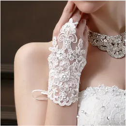 Billiga Gratis Storlek Vit Fingerless Rhinestone Lace Sequins Short Bridal Wedding Gloves Gratis frakt Bröllop Tillbehör