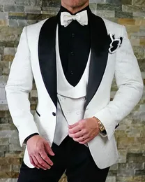 Eleganckie Męskie Garnitur Groom Wear 2018 New Groomsmen Casual Moda Blazer Slim Prom Smokiem Subsedo Wedding Garnitury dla mężczyzn Oblubieniec 3 sztuki