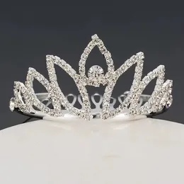 Mädchen Kronen mit Rhinestones Hochzeit Schmuck Braut Headstücke Geburtstagsfeier Performance Pageant Kristall Tiaras Hochzeitszubehör # BW-T061