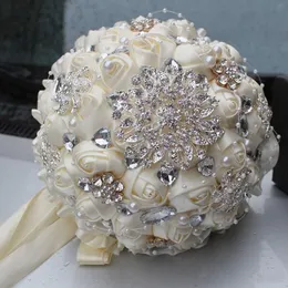 新しいウェディングブーケクリスタルブローチの花嫁介添人の結婚式の装飾の泡の花嫁介添人ブライダルブーケ白サテンロマンチックな花