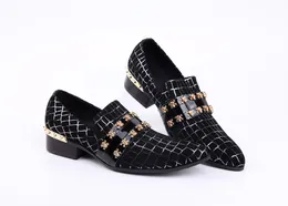 2018 Nova moda masculina de metal crânio fivela de couro genuíno sapatos de casamento dos homens mocassins apontou toe deslizamento na festa vestido sapatos tamanho grande 46