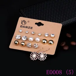 Smycken 3Set Fashionable Ear Stud med pärlor och CZ Rhinestone Flower Beautiful Charms Ear Stud E0008