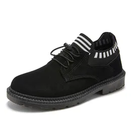 Wysokiej Jakości 2020 Gorąca Sprzedaż Męskie Trendy Mody Designer Shoes Sneakers Casual Wild Two-Tone Mes Jogging S Buty