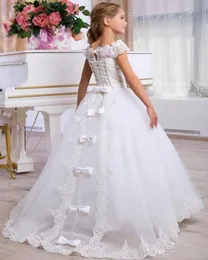 2020 Vit härlig söt blomma flicka klänningar vintage prinsessa appliqued dotter toddler vackra barn formella första heliga kommunion klänningar