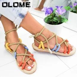 Sandálias femininas 2019 Sapatos de verão de moda Mulher sandálias planas Corda de corda Up Gladiator não deslize chaussures de praia femme